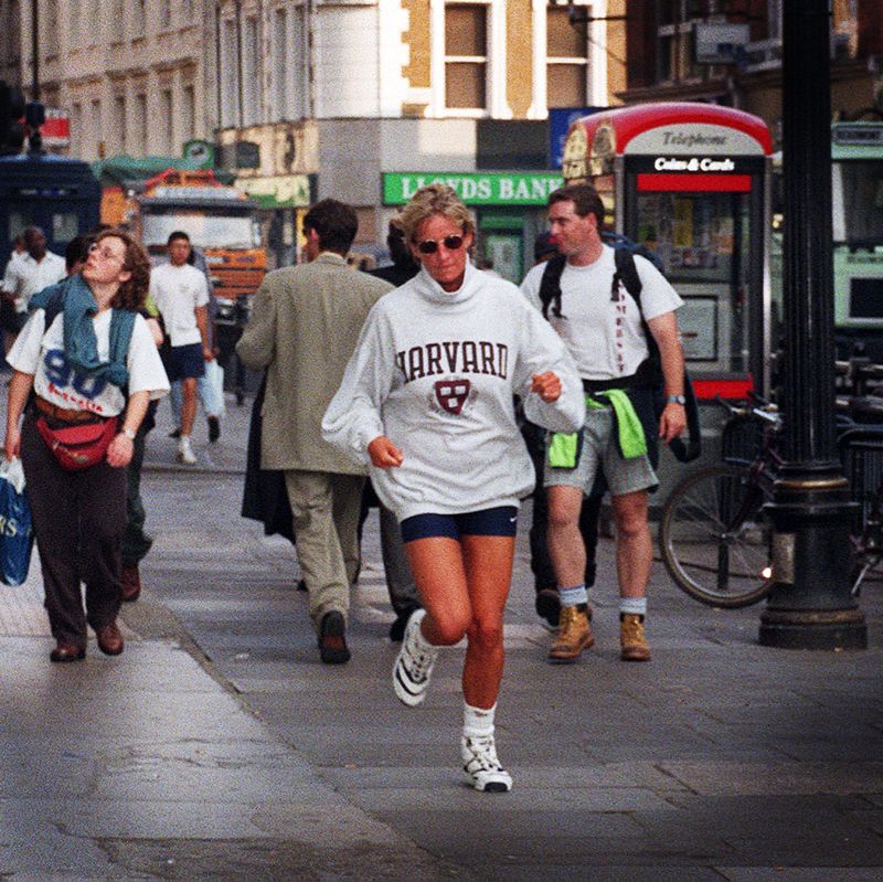 Printesa Diana face jogging la Londra